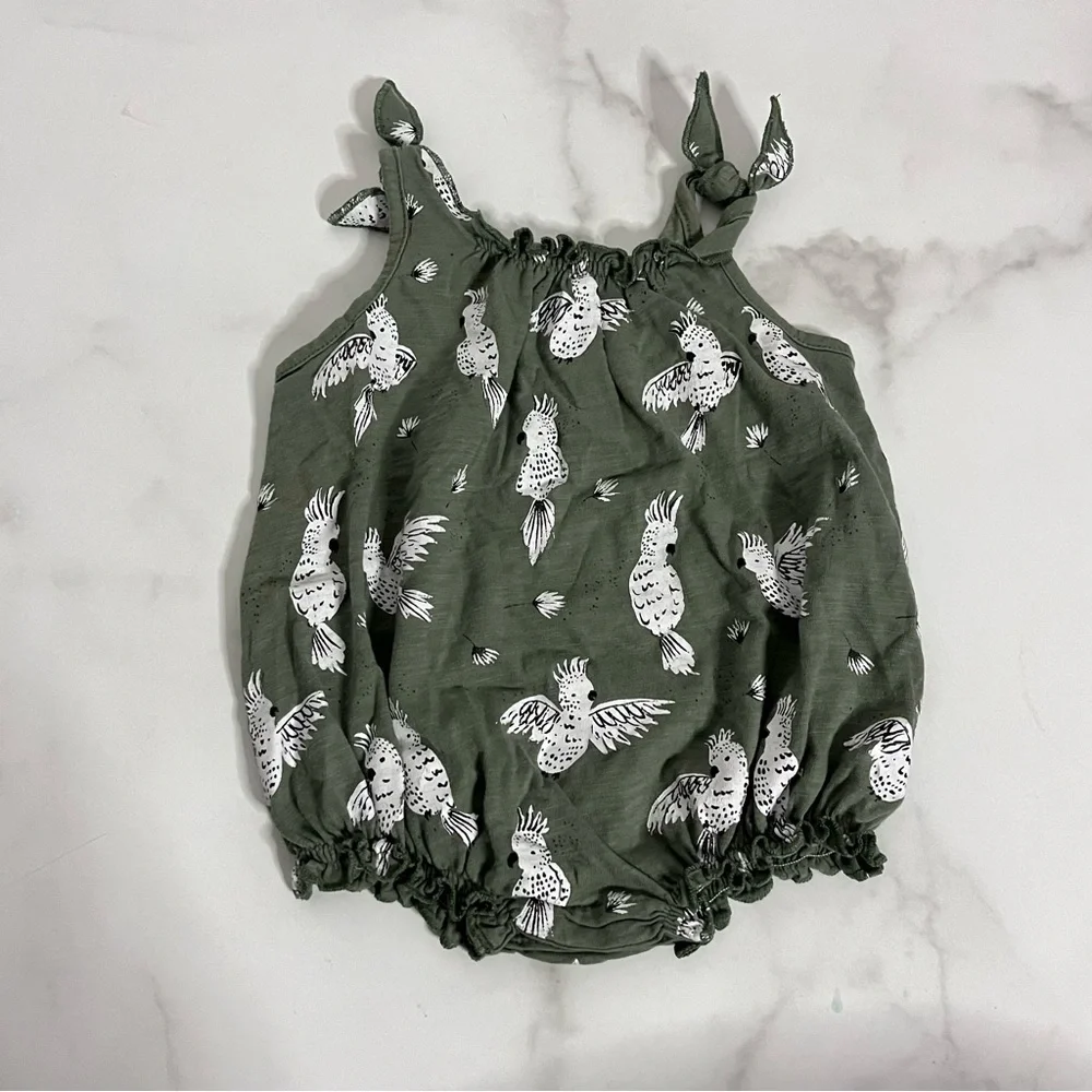Rylee & Cru Cockatoo shoulder bubble romper size 3-6